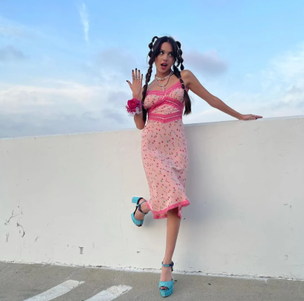 Betsey Johnson keng&auml;t: Kiehtova polku persoonalliseen muotiin